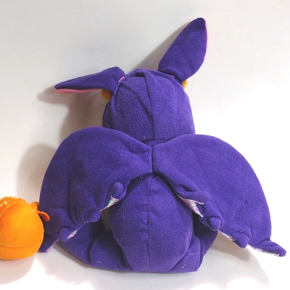 Halloween Disney Winnie the Pooh in a Bat Costume 2002 Plush - Picture 5 of 7